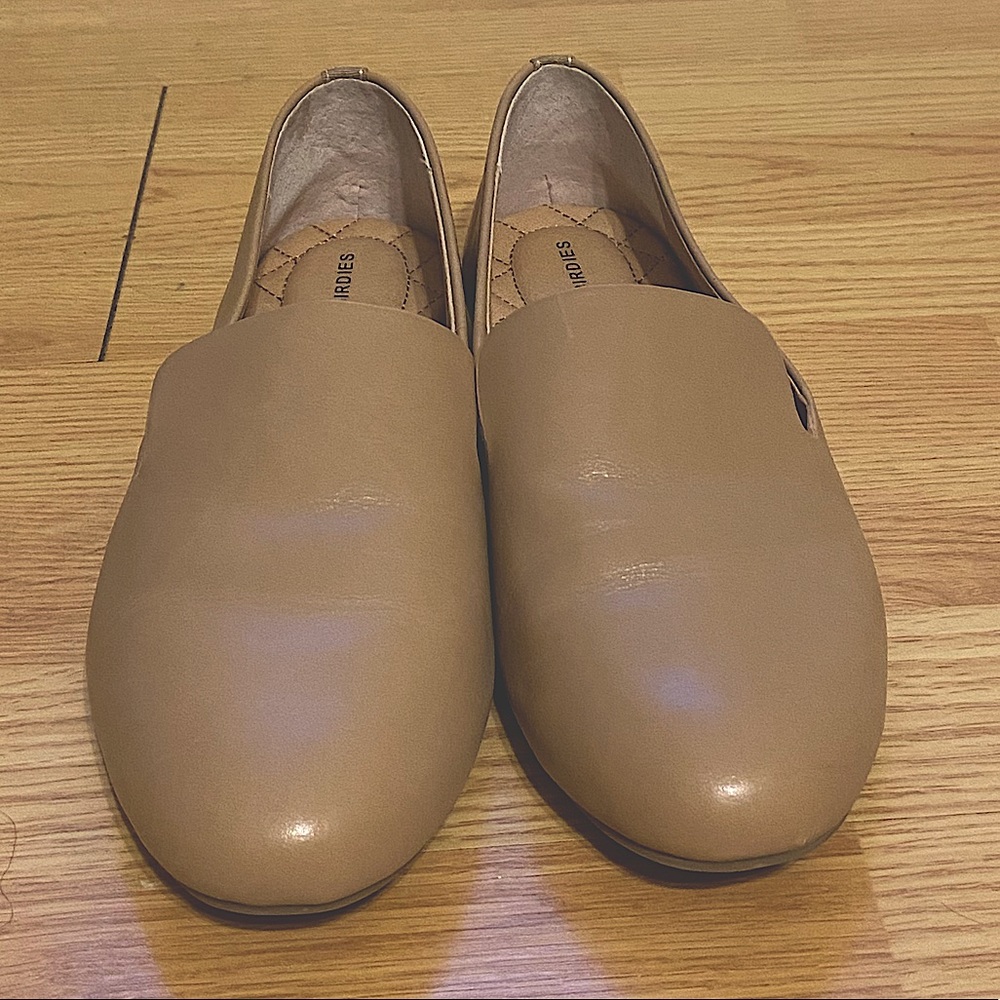 Birdies: Starling Taupe Leather Flats